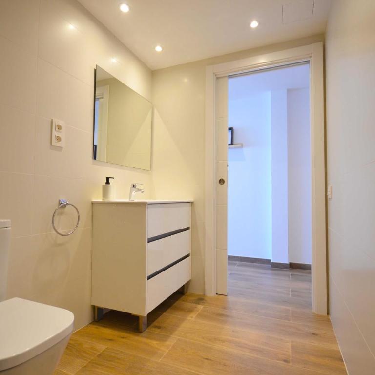 Golive Deluxe - Two-Bedroom Apartment - 15