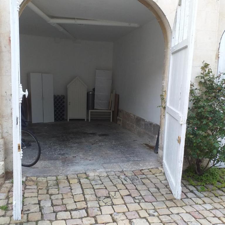 A la Grosse Armée - Dans hôtel particulier, hypercentre avec garage, au calme - Appartement 2 Chambres - 13