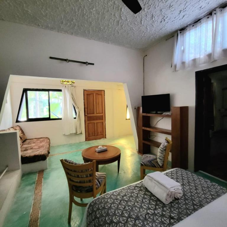 Maria's Kan Kin - Double Room - 14