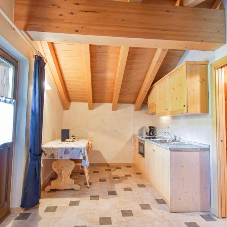 Chalet Li Baita Daniela - Monolocale - 9