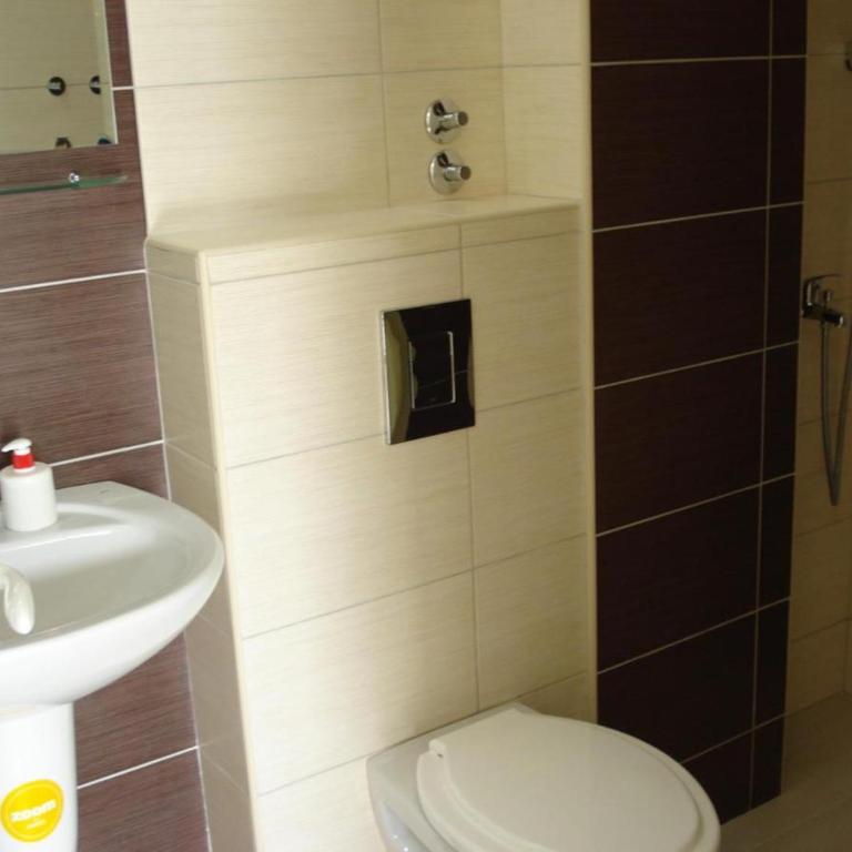 Apartmani Danilovic - Apartment with Sea View - 16