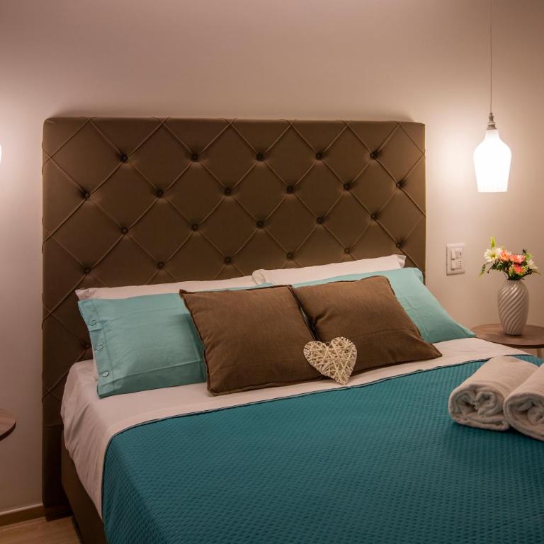 B&B Rais Luxury Rooms - Camera Matrimoniale Standard - 2