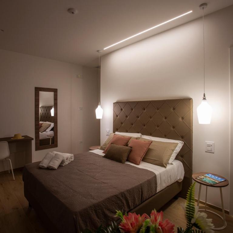 B&B Rais Luxury Rooms - Camera Matrimoniale Deluxe - 2