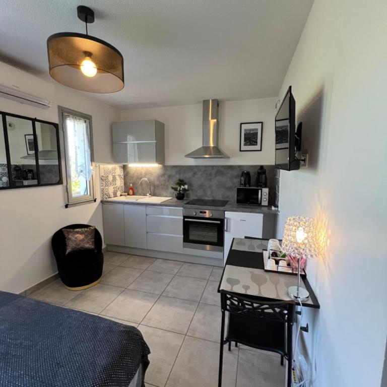 LE MONICA - Monolocale con Balcone - 9