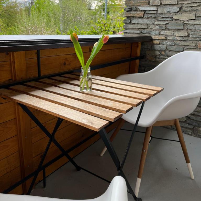 Pension Kitty - Standard Doppelzimmer mit Balkon und Gartenblick - 6