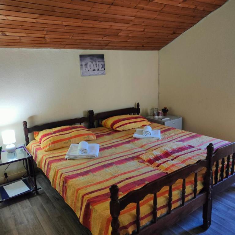 Kuća Anka - Double or Twin Room with Bathroom - 13