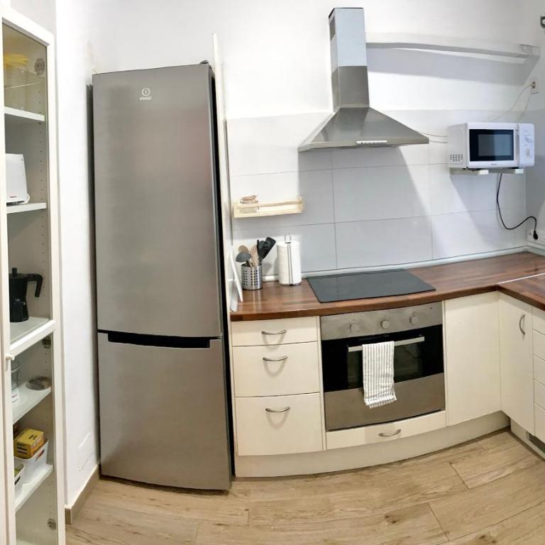 Acogedor apt 8pax 4Bdr 2Bth - CozyHomeSevilla6 - Apartamento de 4 habitaciones - 9
