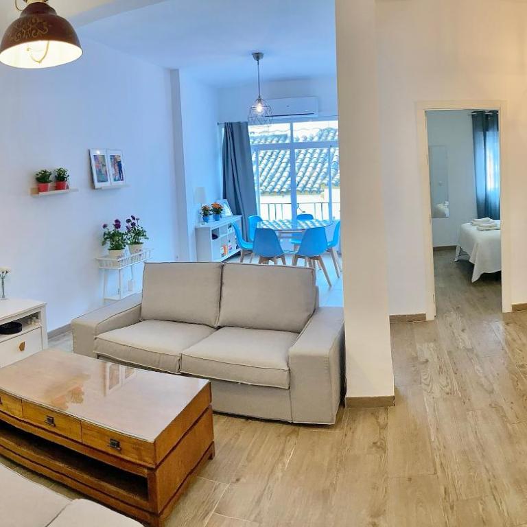 Acogedor apt 8pax 4Bdr 2Bth - CozyHomeSevilla6 - Apartamento de 4 habitaciones - 6