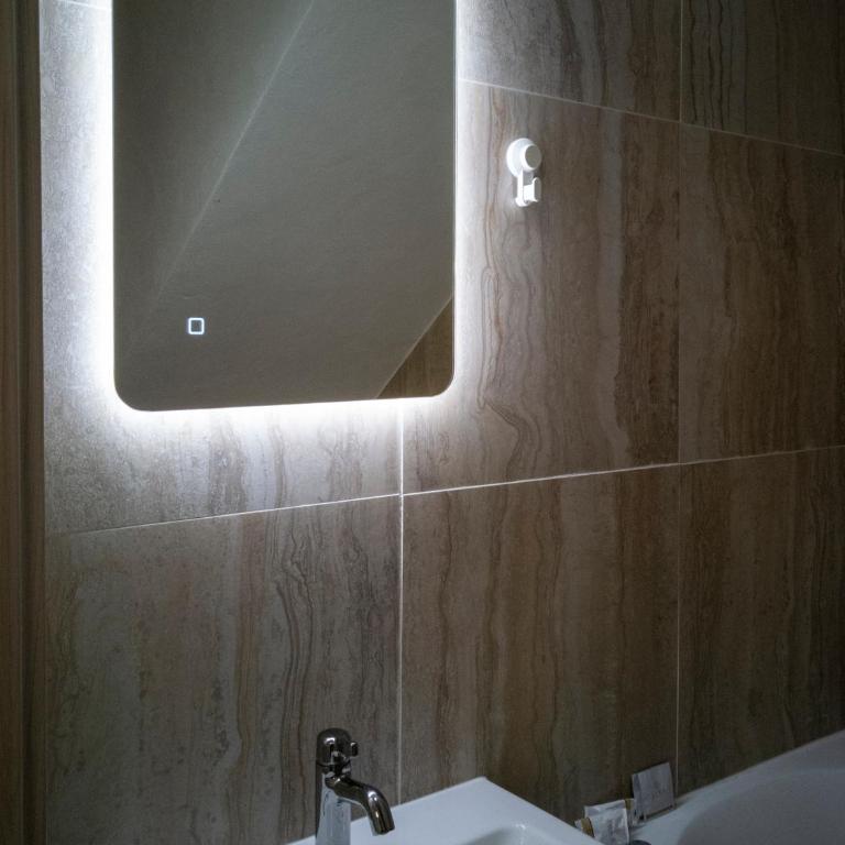 King House B&B Catania - Double Room with Spa Bath - 9