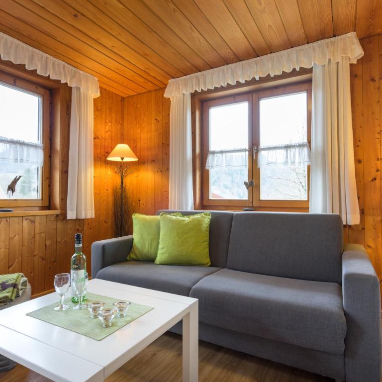 Ferienwohnungen Alpentraum - Landhaus am Bächle - Apartment mit 1 Schlafzimmer - 4
