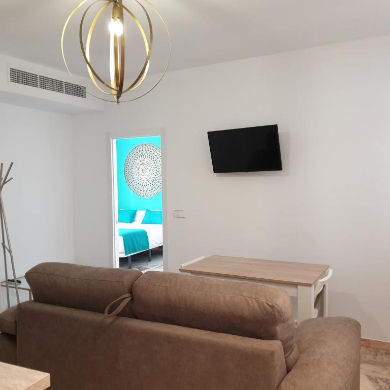 Hotel y Apartamentos Doña Lola - Apartamento Superior - 5
