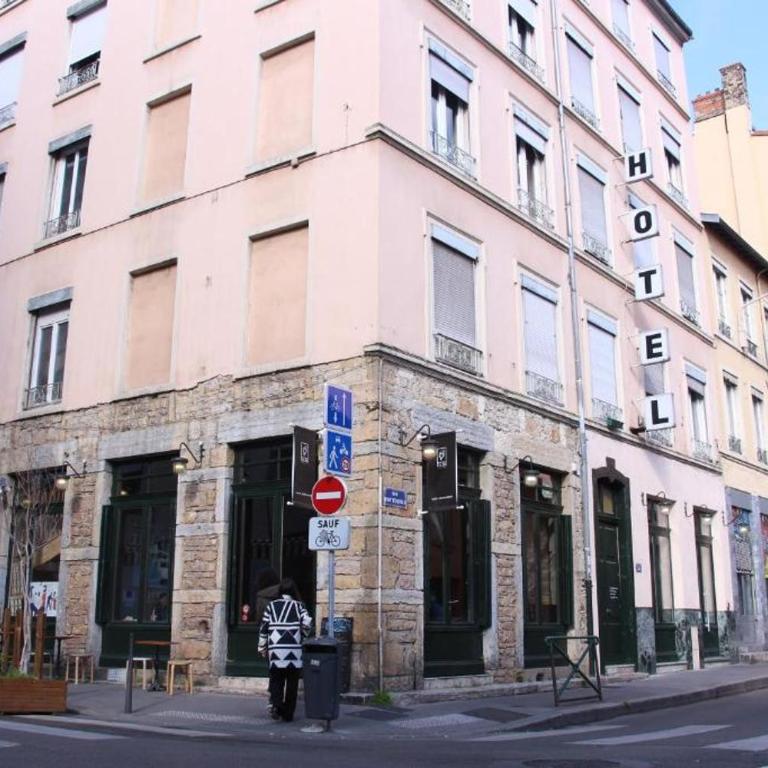 HO36 Hostel Lyon - Chambre Simple - Accessible aux Personnes à Mobilité Réduite - 4