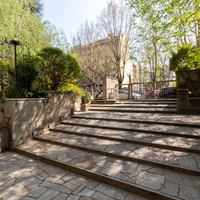 GuestHost - Massaua Roomy Vintage Apartment - Three-Bedroom Apartment - 44