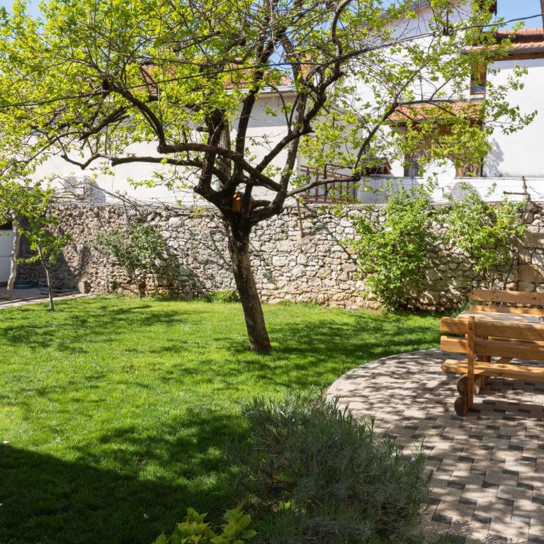Apartments Uno - Four-Bedroom House - 15