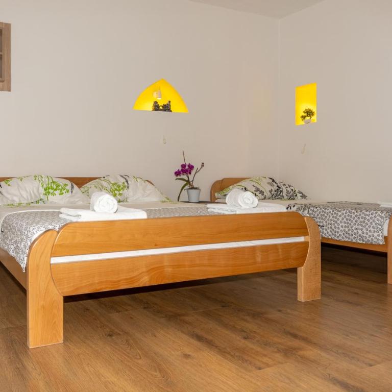 Apartments Uno - Four-Bedroom House - 39