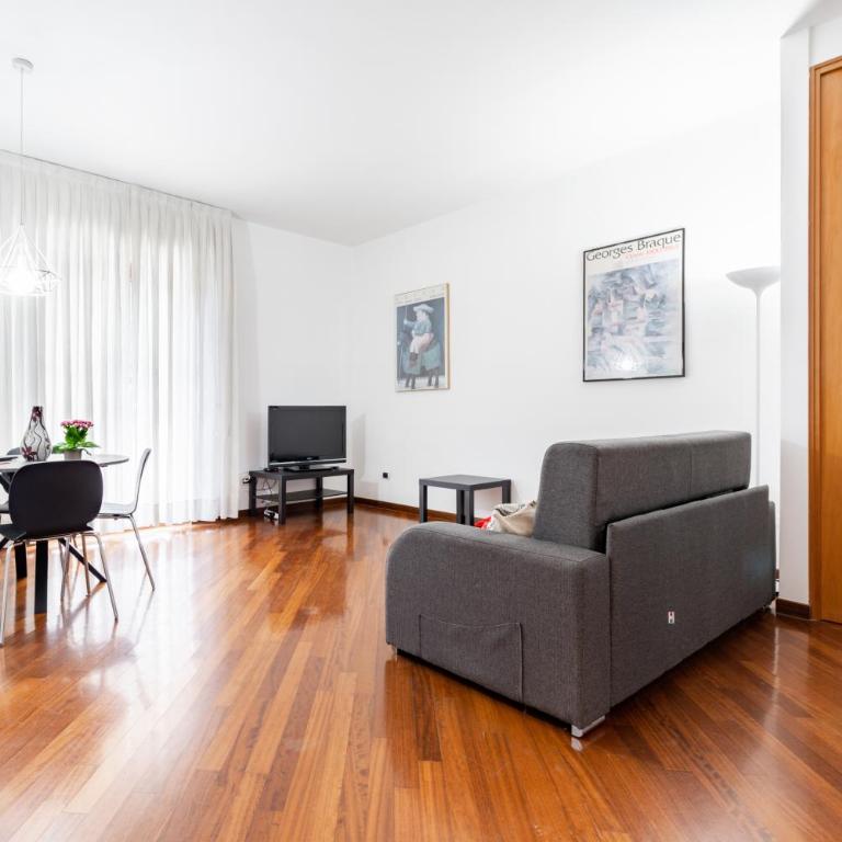 GuestHost - Roomy Apartment with terrace & parking - Appartamento con 2 Camere da Letto - 21