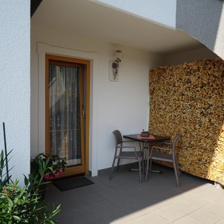 Ferienwohnungen Niederacher - Estudio con terraza - 6