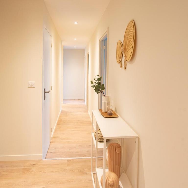 "Envie Lyonnaise" Location - 14 personnes - Terrasse - WIFI fibre optic - Appartement - 7