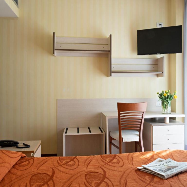 Hotel Mirage - Camera Matrimoniale Standard - 1