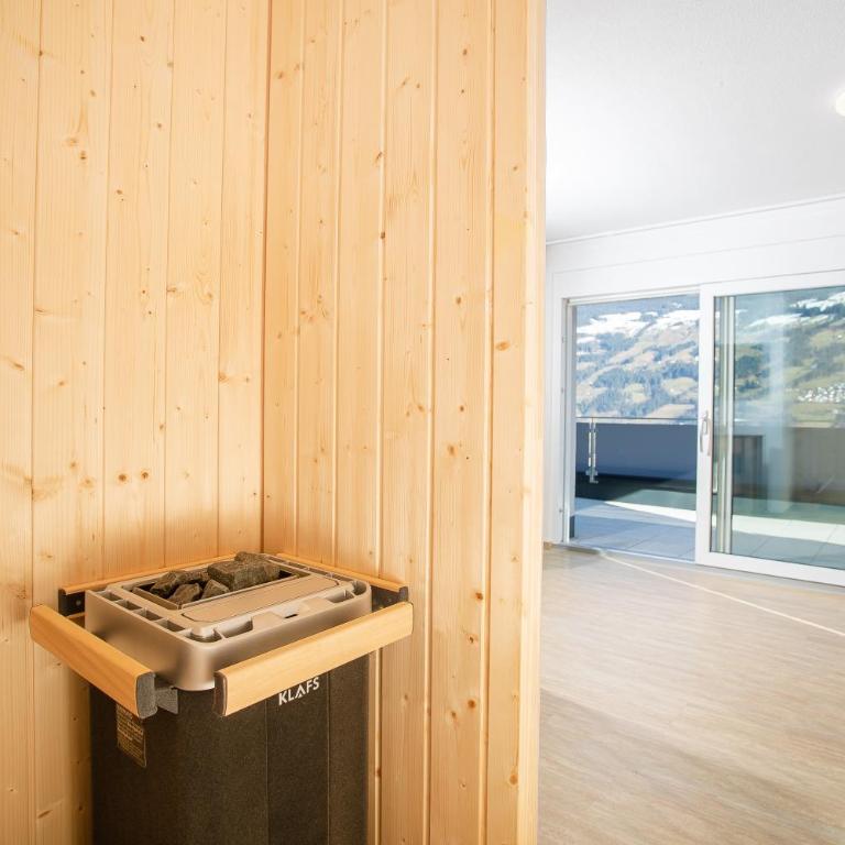 H21 - Modernes Ferienhaus 145qm, 4SZ, Wellnessbereich mit Sauna und Dachterrasse mit Panoramablick, Kühlen und Heizen mit Geothermie - Casa Vacanze - 25