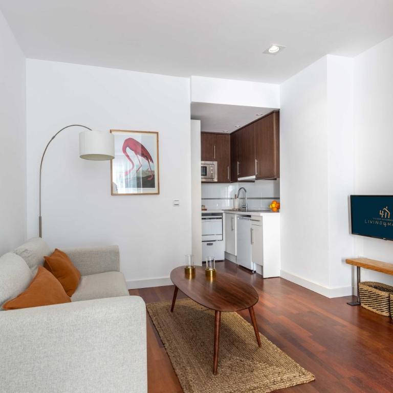 Living4Malaga Suite Flamingo Apartment - Suite Deluxe - 13
