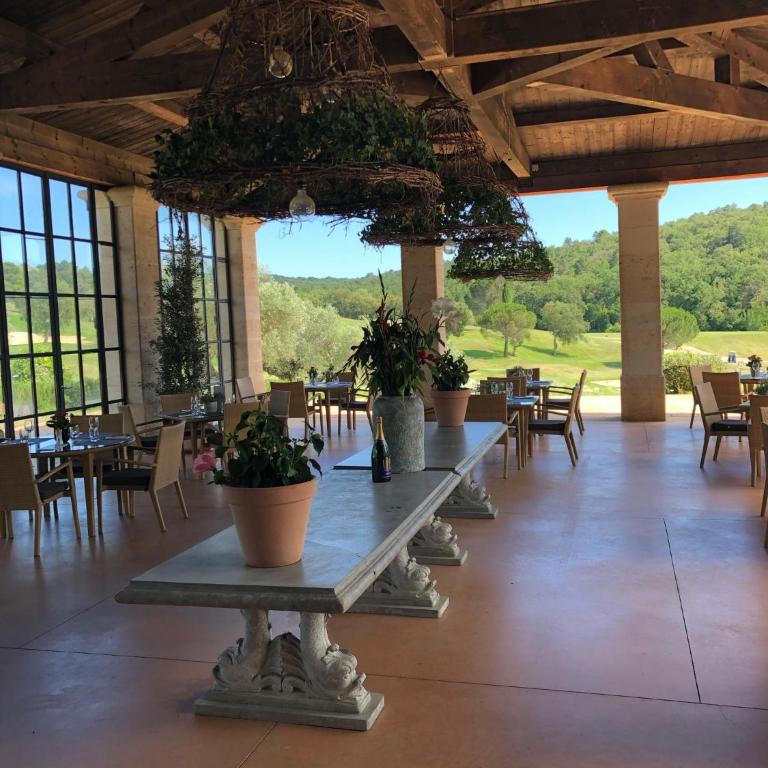Charmantes Haus im Golf Club Saint Tropez - Maison 3 Chambres - 44