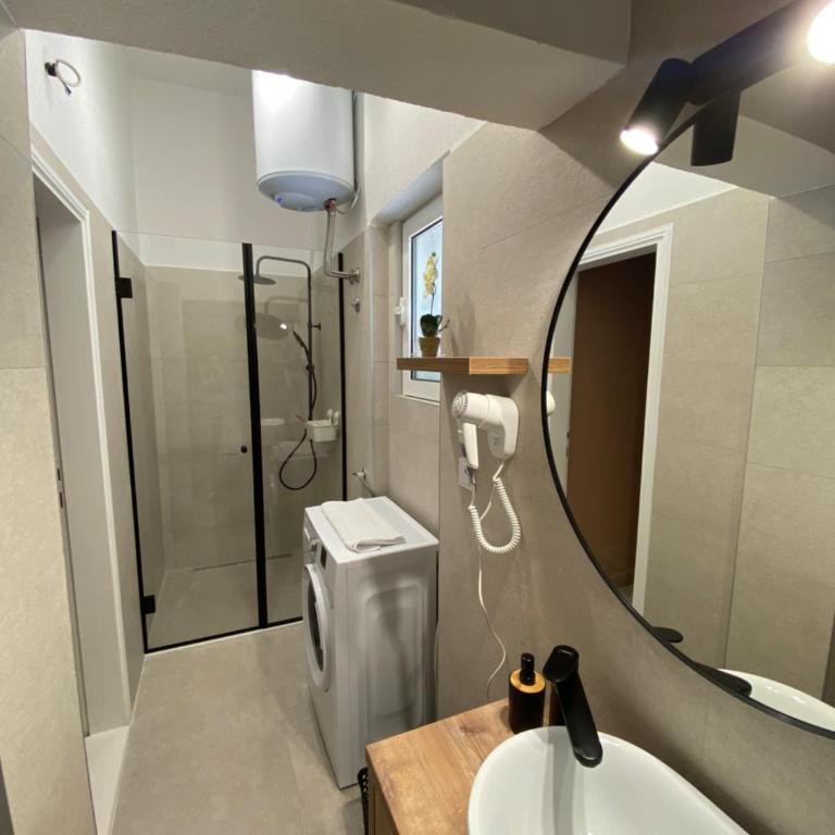 Apartments Marilu - Two-Bedroom Apartment with Sea View - 14