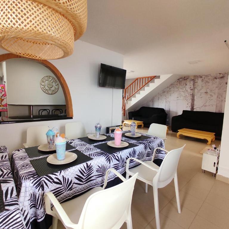 Love gara, duplex pareado piscina privada by flamingo house - Haus mit 3 Schlafzimmern - 58