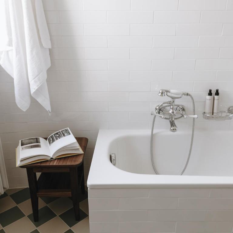 Parkhotel Mondschein, a Member of Design Hotels - Junior Suite - 8