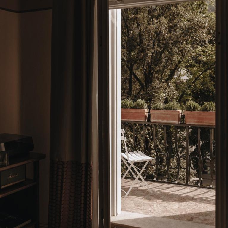 Parkhotel Mondschein, a Member of Design Hotels - Camera Matrimoniale con Balcone - 5