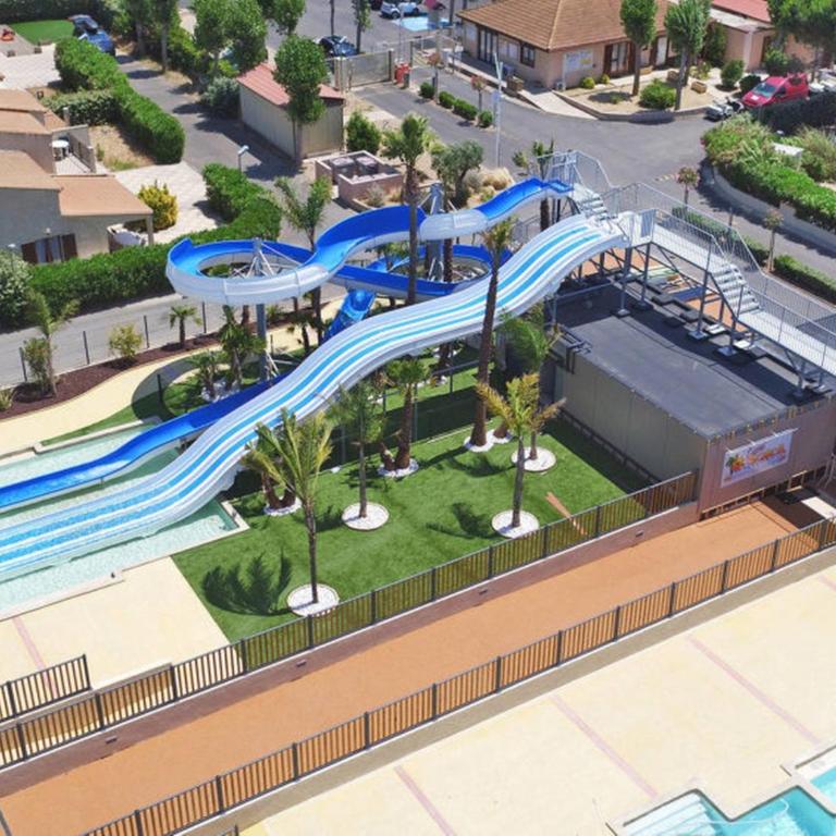 Maison avec piscine chauffée de Pâques à la toussaint accès animation & parc aquatique de juin à fin septembre - Haus mit 2 Schlafzimmern - 29