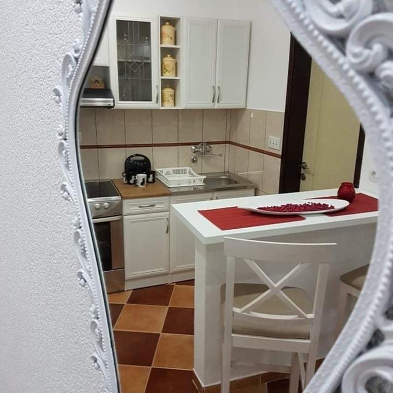 Sunshine Apartment with Private Pool and Parking - Superior Studio - 18