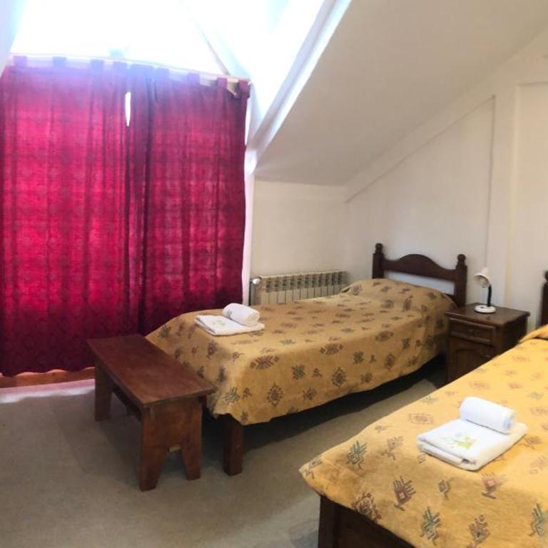 Posada del Pinguino - Habitación Doble Estándar con vistas a la montaña - 2 camas - 1