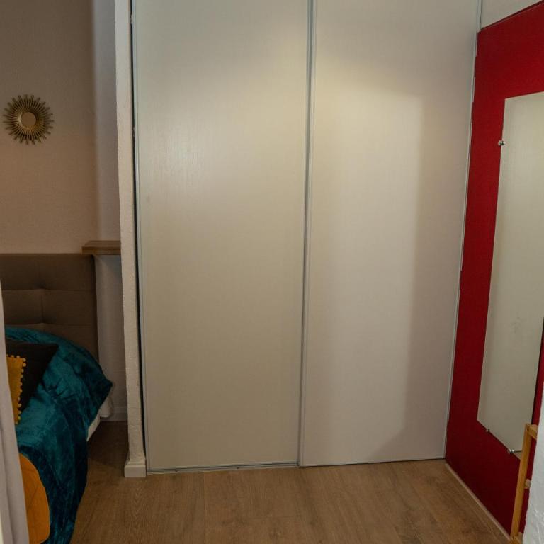 Appartement avec jardin - One-Bedroom Apartment - 13