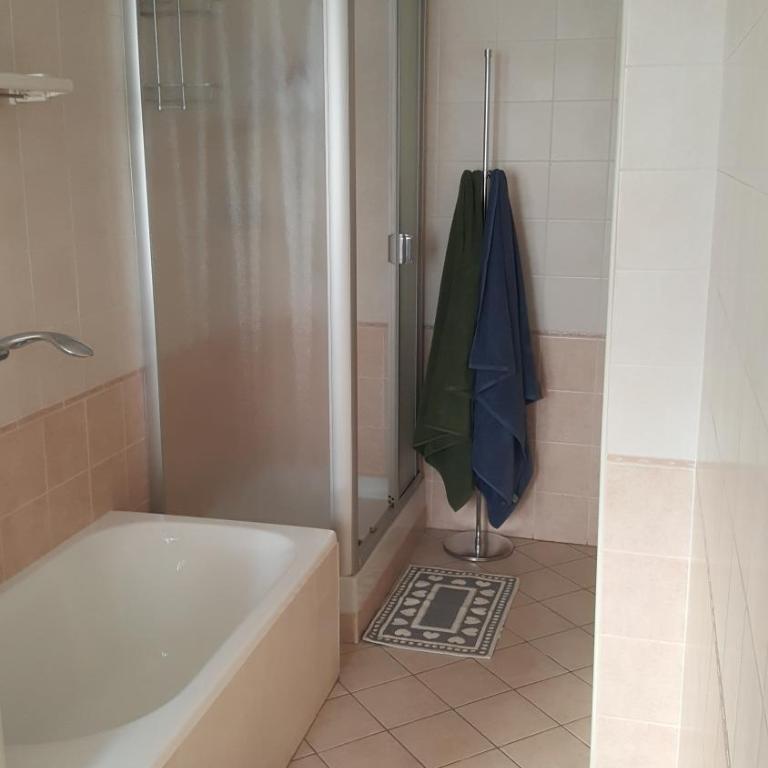 Piera's house - Two-Bedroom Apartment - 21