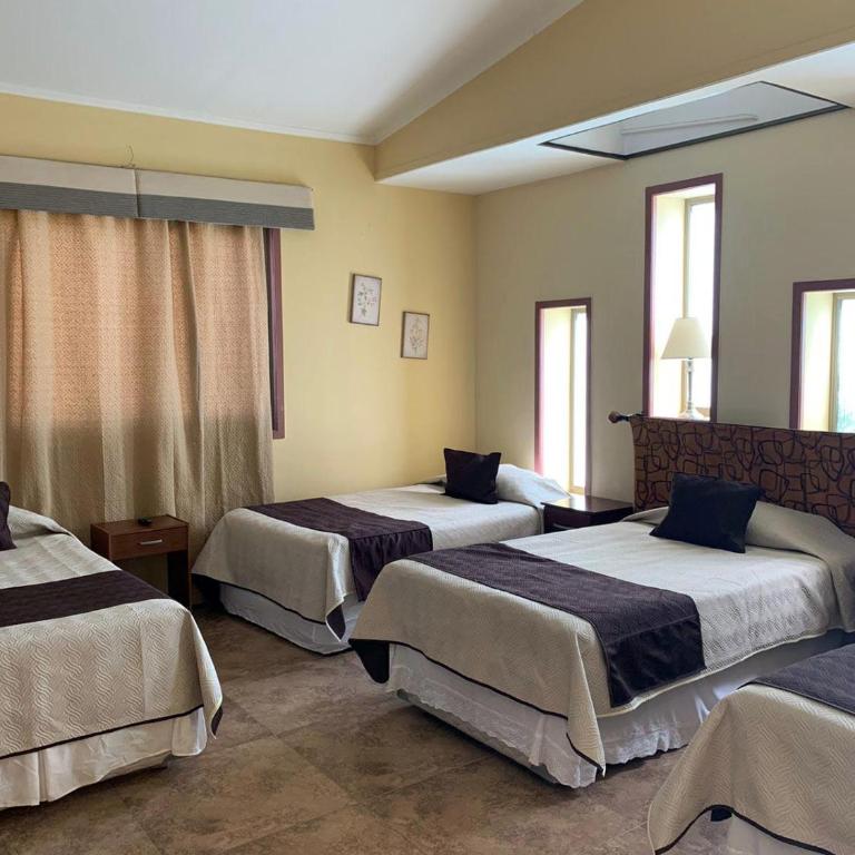 Atankalama Inn - Standard Quadruple Room - 1