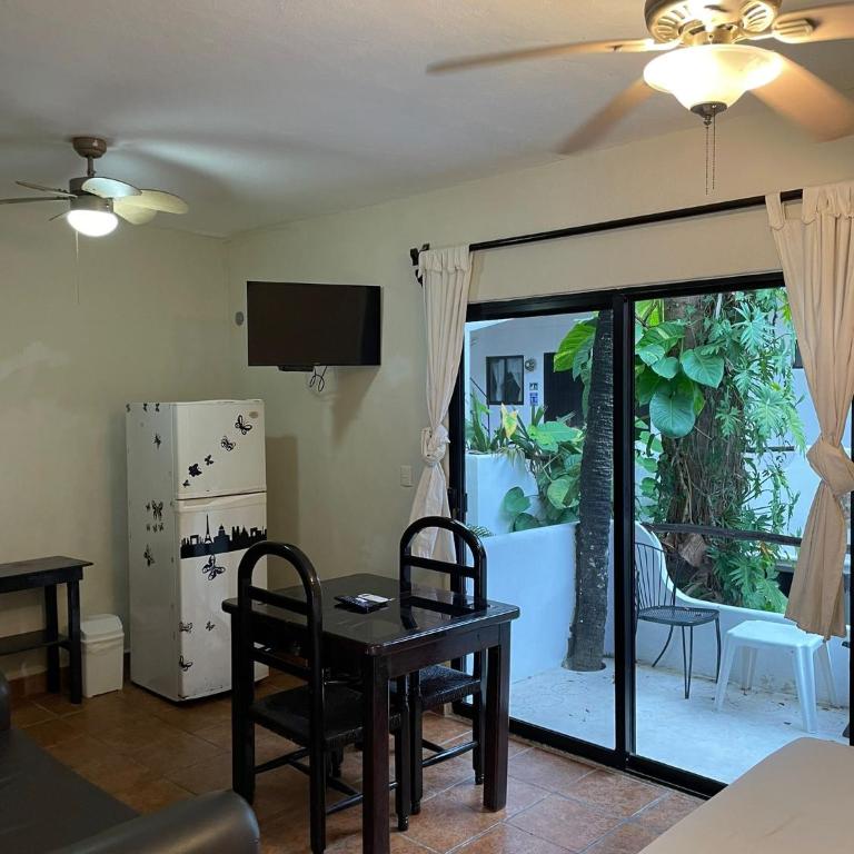 Moonshine Hotel - Apartment - 6