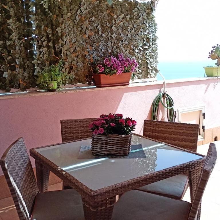 La Petite Maison - Apartment with Sea View - 46
