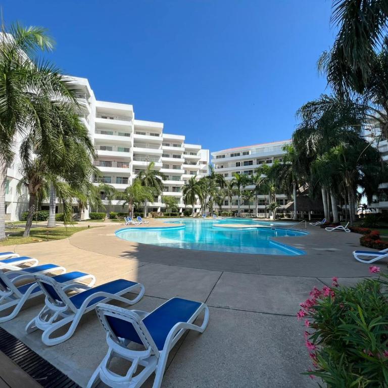 COSTA VELEROS MARINA MAZATLAN 101 - Two-Bedroom Apartment - 1