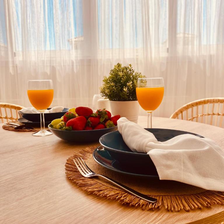 Casa Flania, Seaview, 2-bedroom, 2-bathroom - Two-Bedroom Apartment - 3