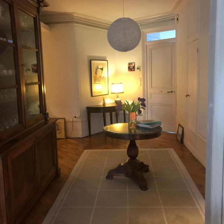 Berges du Rhône/ Chambre avec balcon - Chambre Double avec Salle de Bains Privative Extérieure - 2