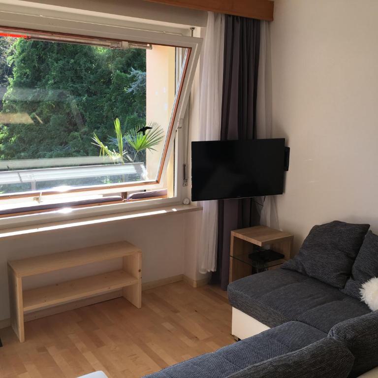 sonnige schicke Ferienwohnung Meran Pienzenau - One-Bedroom Apartment - 14