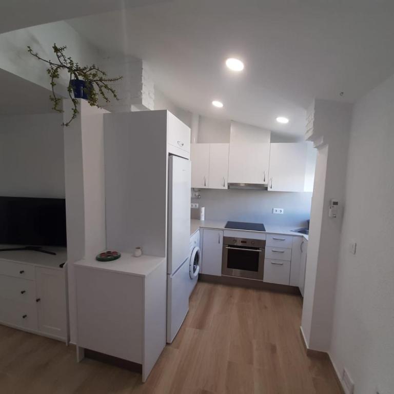 PLAZA ANDALUCIA APARTMENT -A 10min caminando del Puente Romano - Apartment mit 3 Schlafzimmern - 96