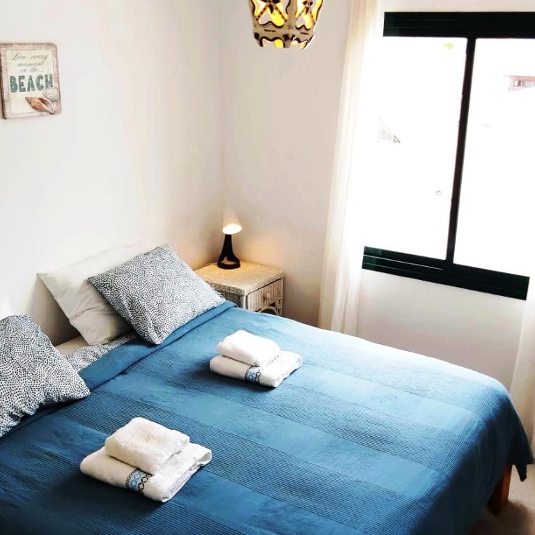 Apartment Vincent, cozy and sunny over the rooftops - Apartment with Balcony - 12