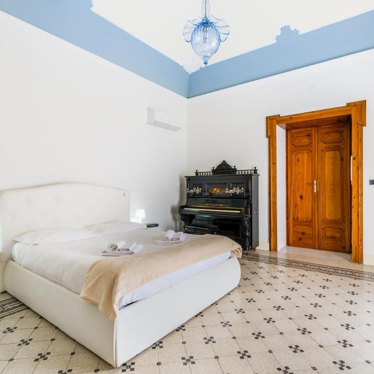 Palazzo Montalbano - Suite Familiare - 12