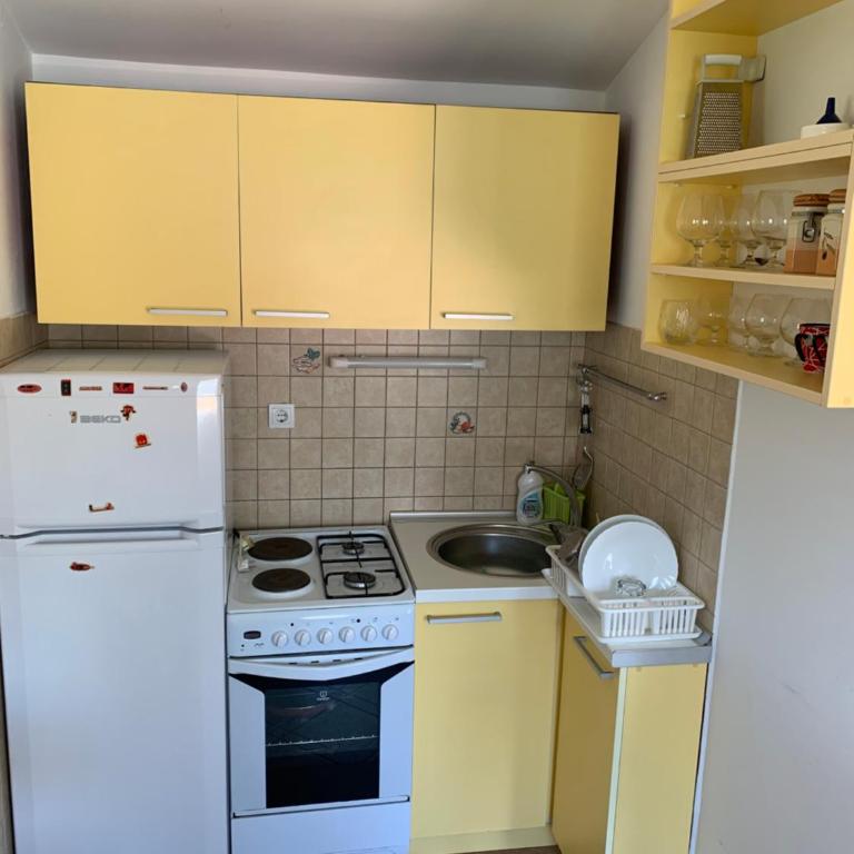 Apartman Barbara - Apartment with Sea View - 10