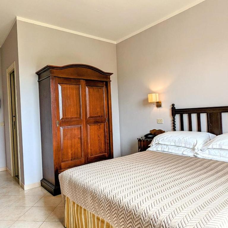 Arts Club Suite & Spa - Suite - 1