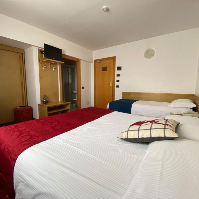 Grand Hotel Miramonti - Camera Familiare Standard - 3