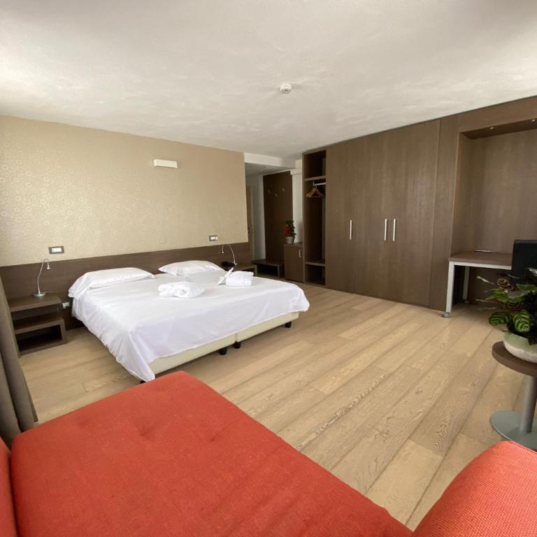 Grand Hotel Miramonti - Camera Quadrupla Deluxe - 3