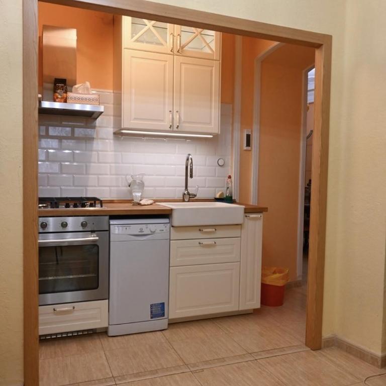 Cozy apartment in Valencia center - Two-Bedroom Apartment with Terrace - 15